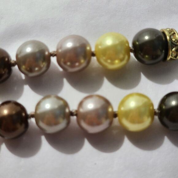 Designer Heidi Daus Statement Necklace CRYSTAL MULTI COLOR 12MM PEARL Tan Gold - Picture 2 of 12